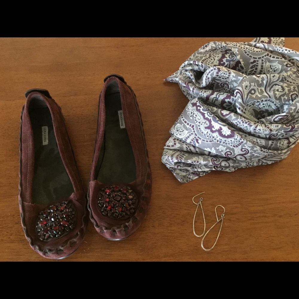Vera Wang suede flats